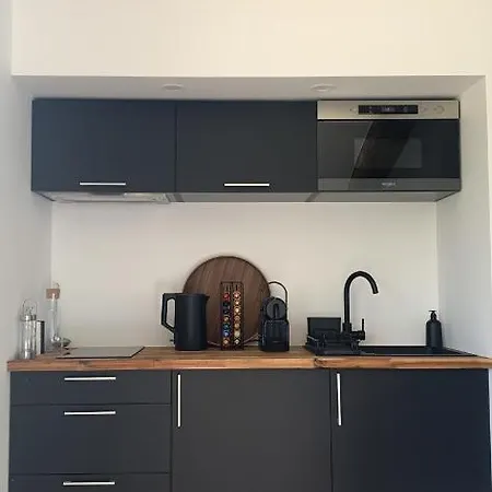 Apartament Maison Divon Montagne (Gironde)