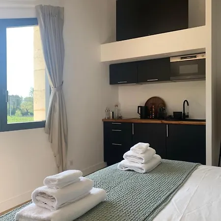 Apartament Maison Divon Montagne (Gironde)