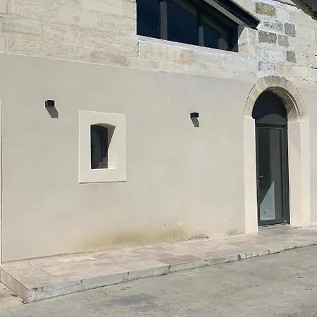 Maison Divon * Montagne (Gironde)