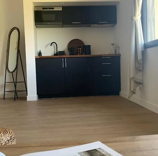 Maison Divon דירה מונטן