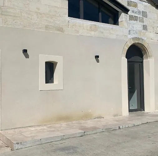 Maison Divon * Montagne (Gironde)